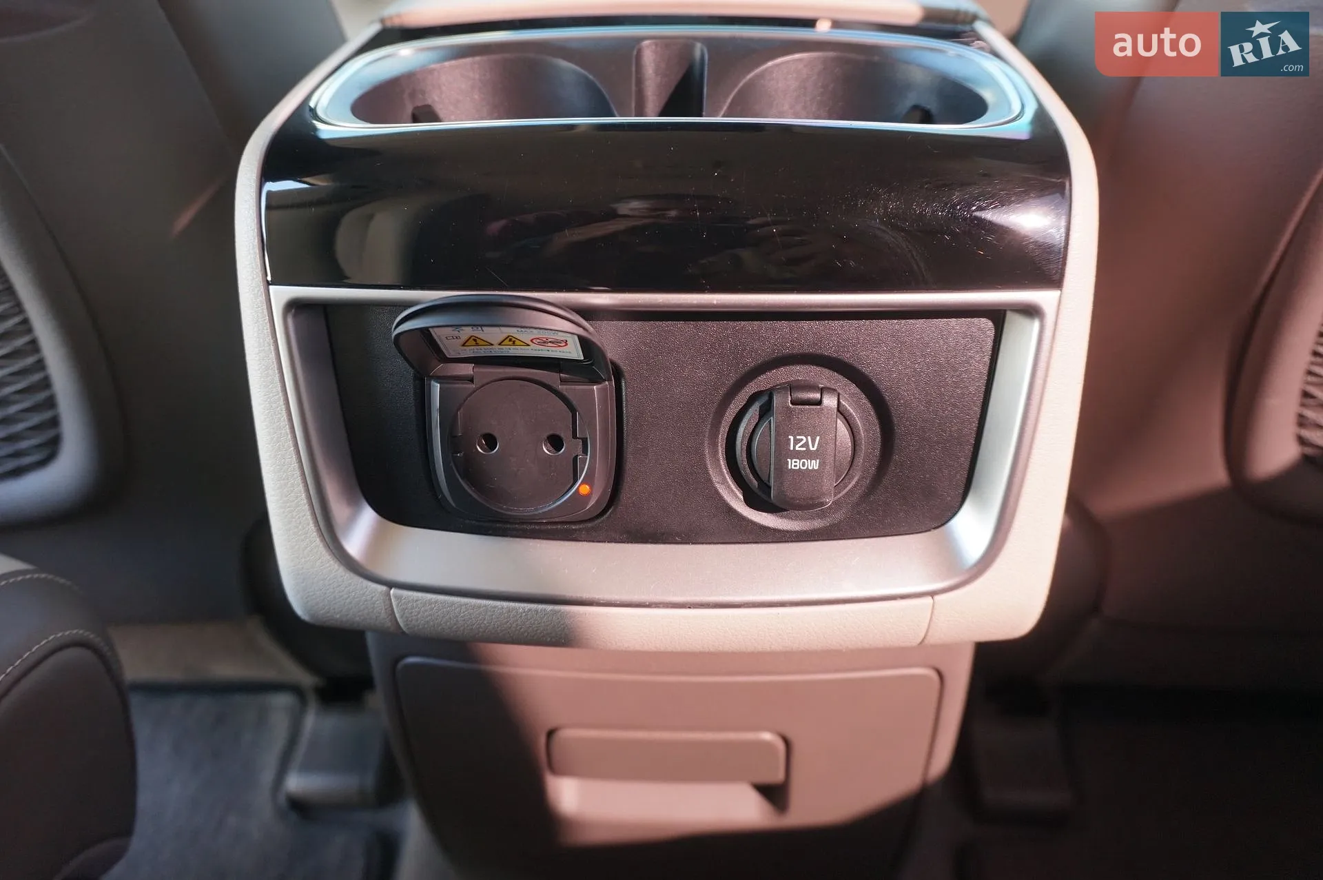 2020 Kia Carnival - мініатюра 30