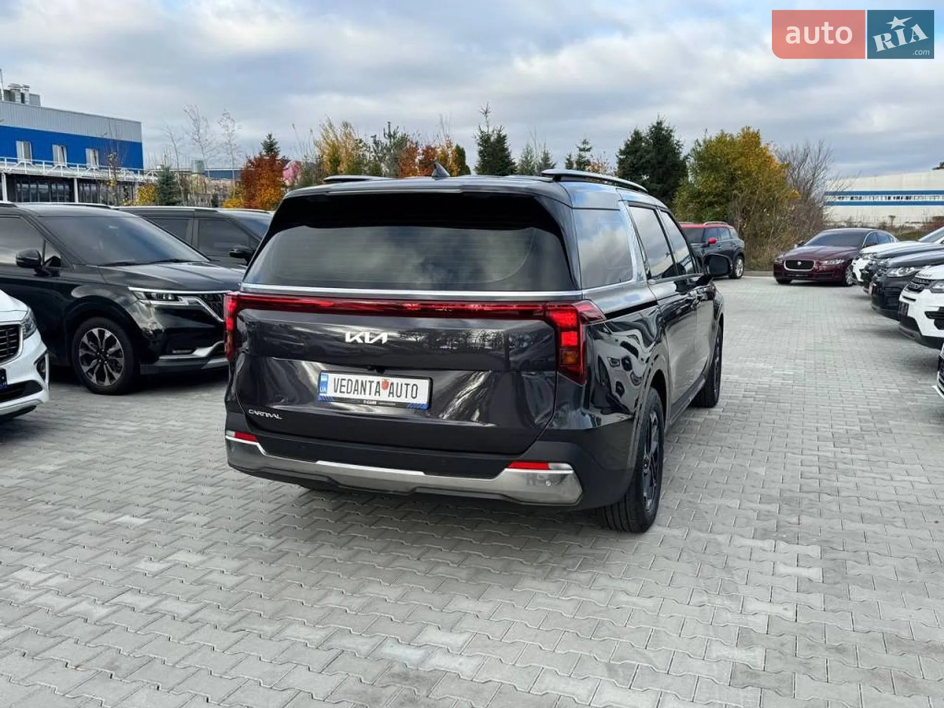 2024 Kia Carnival - мініатюра 10