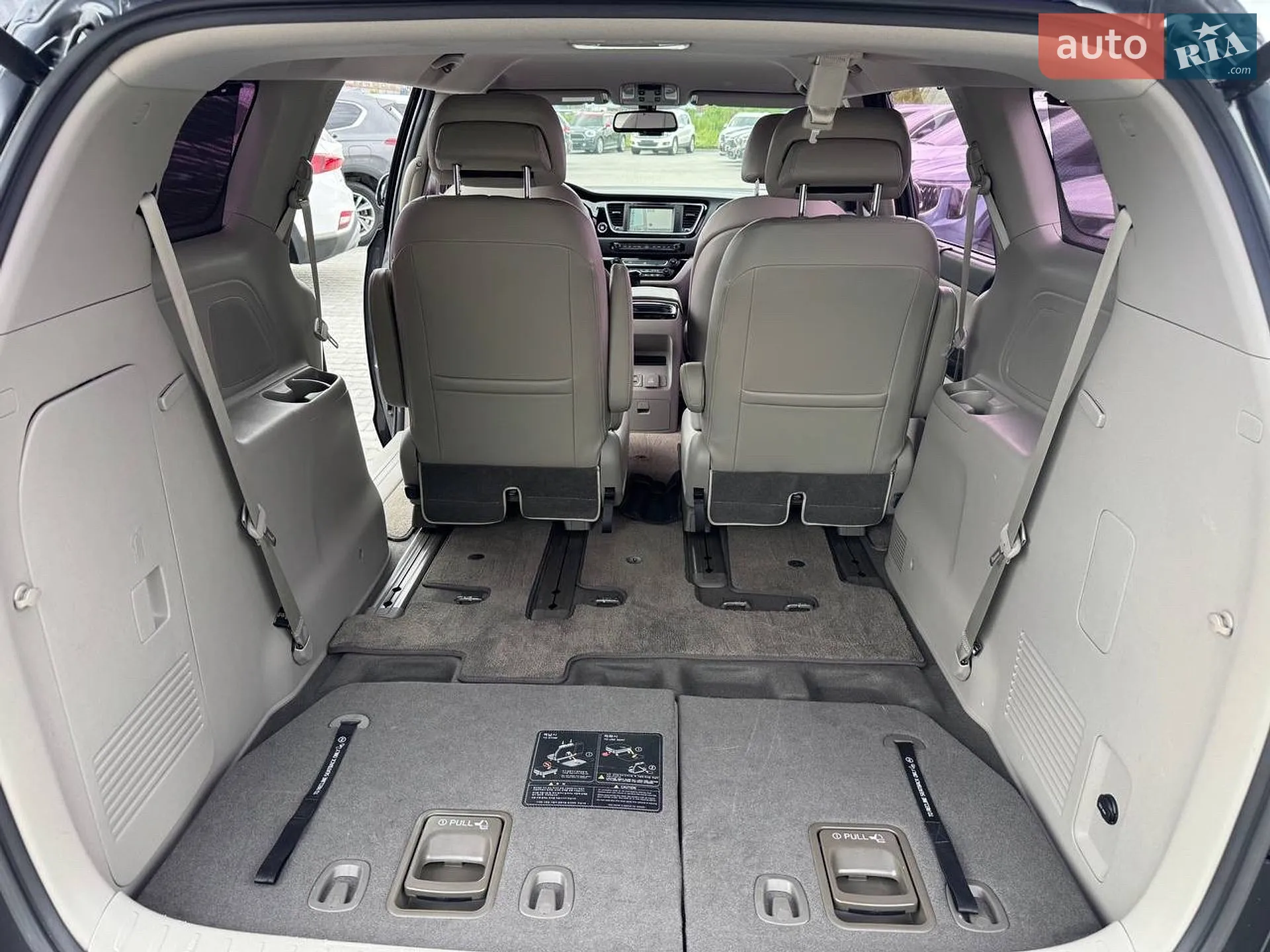 2016 Kia Carnival - мініатюра 20