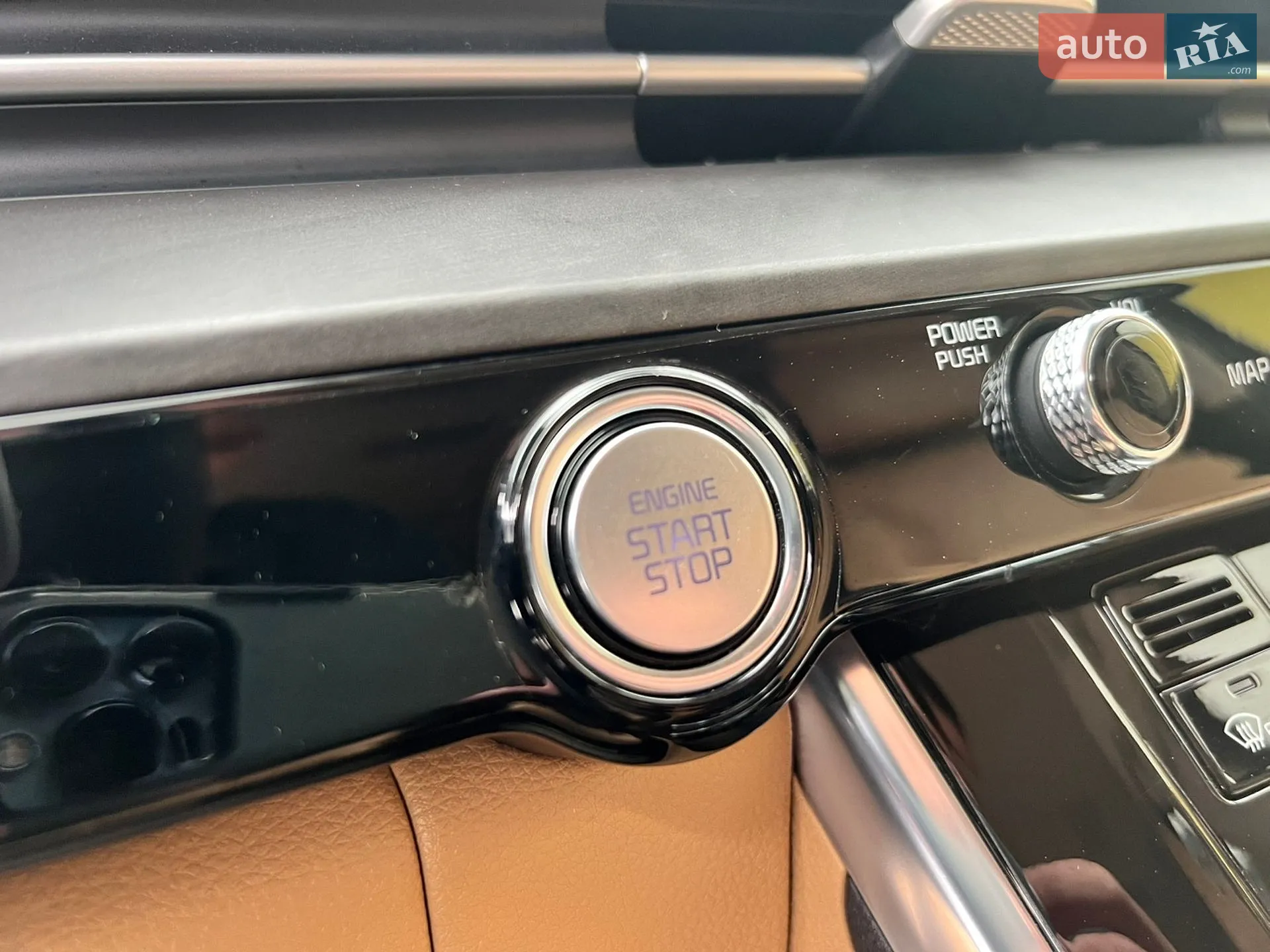 2021 Kia Carnival - мініатюра 21