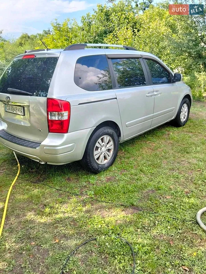 2012 Kia Carnival - мініатюра 13