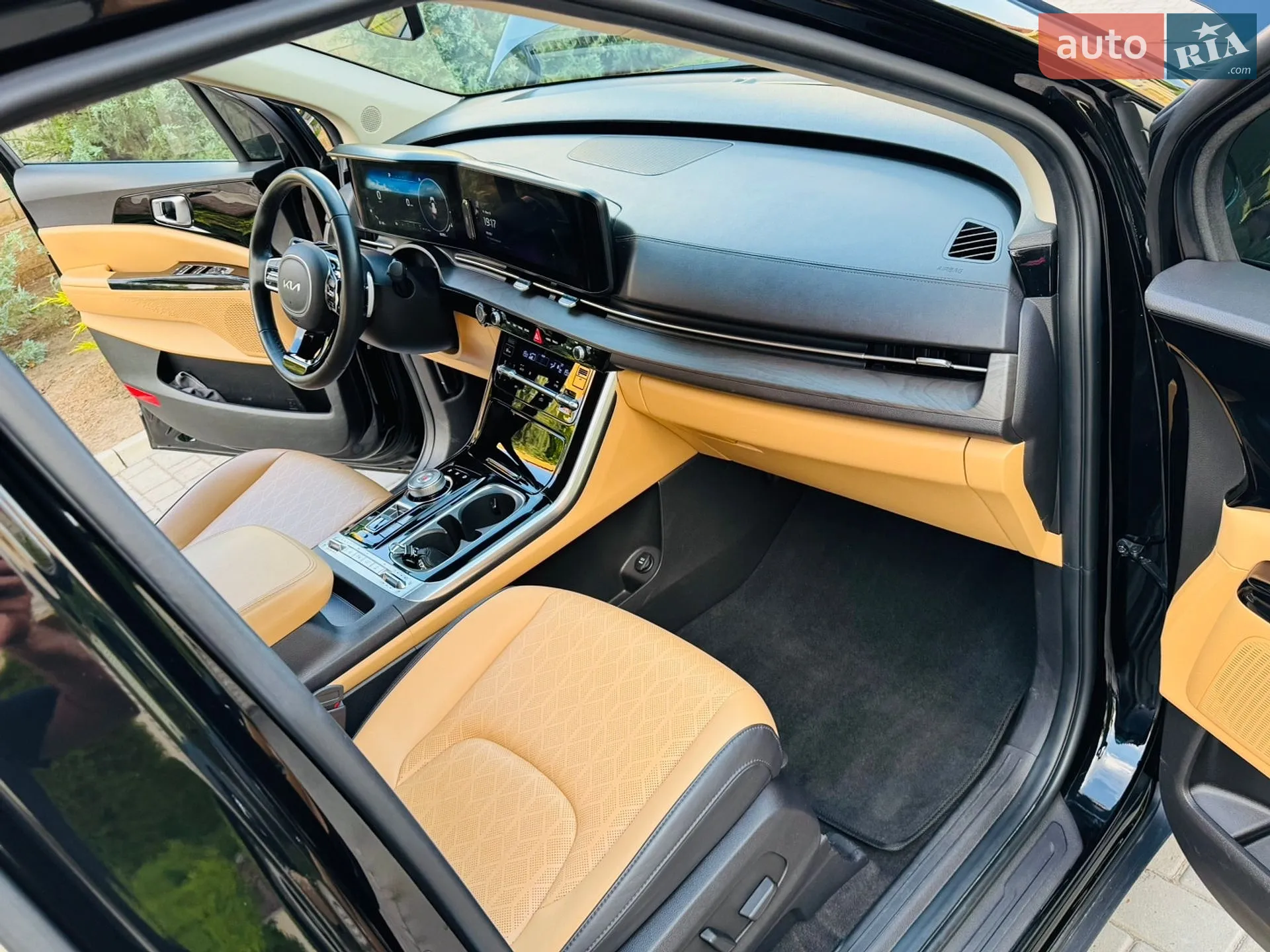 2023 Kia Carnival - мініатюра 69