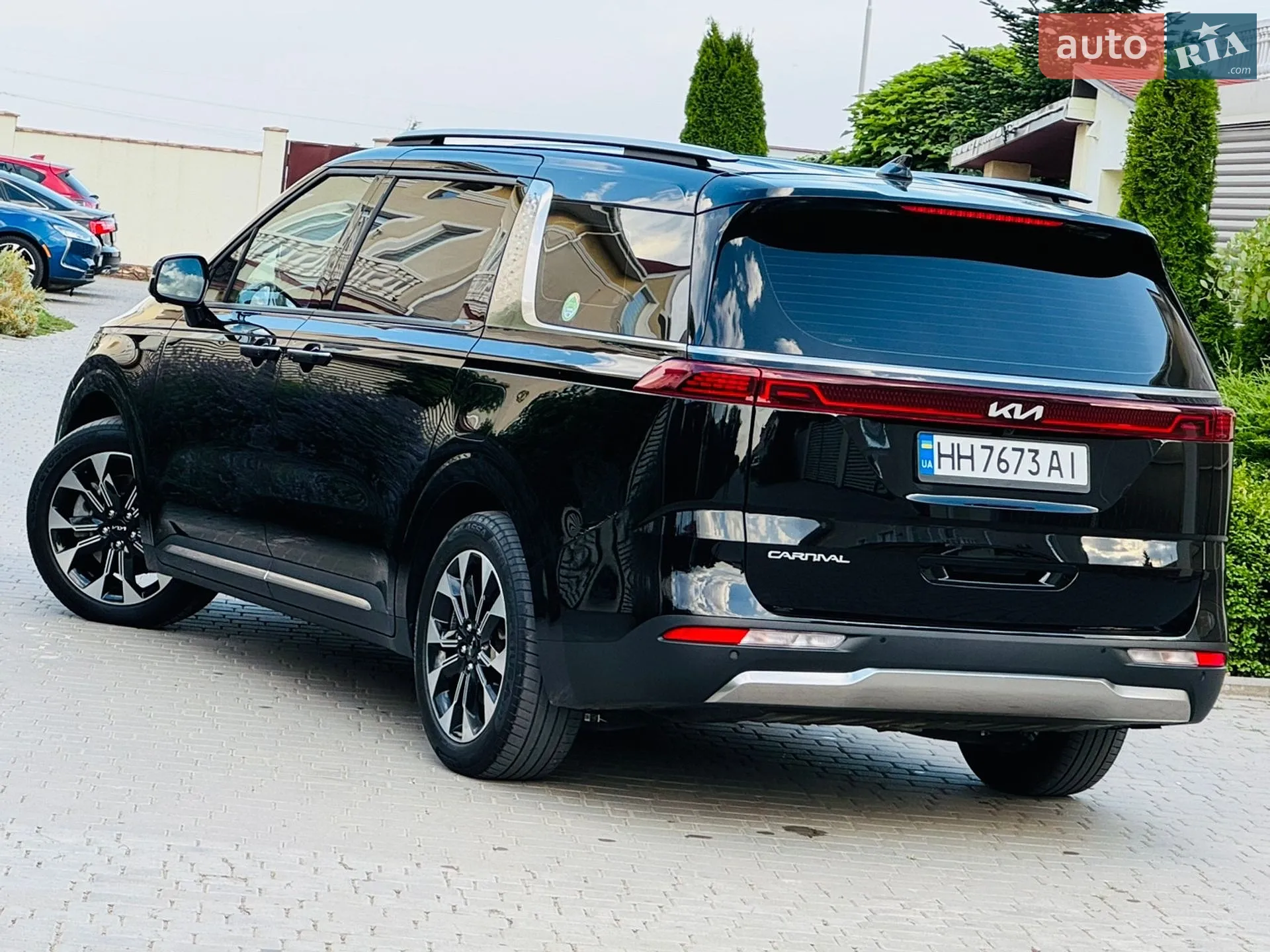 2023 Kia Carnival - мініатюра 25