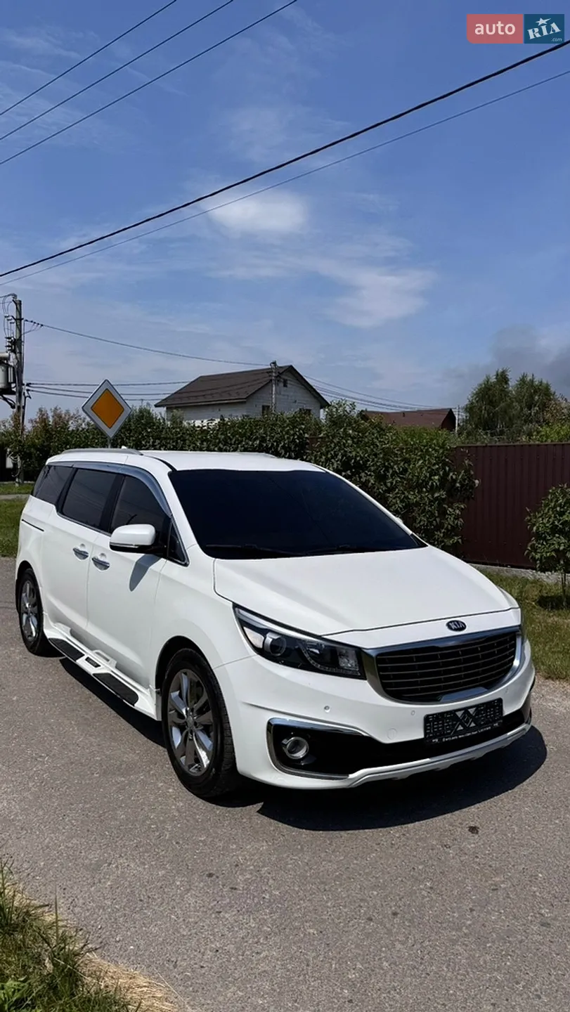 2016 Kia Carnival - мініатюра 2