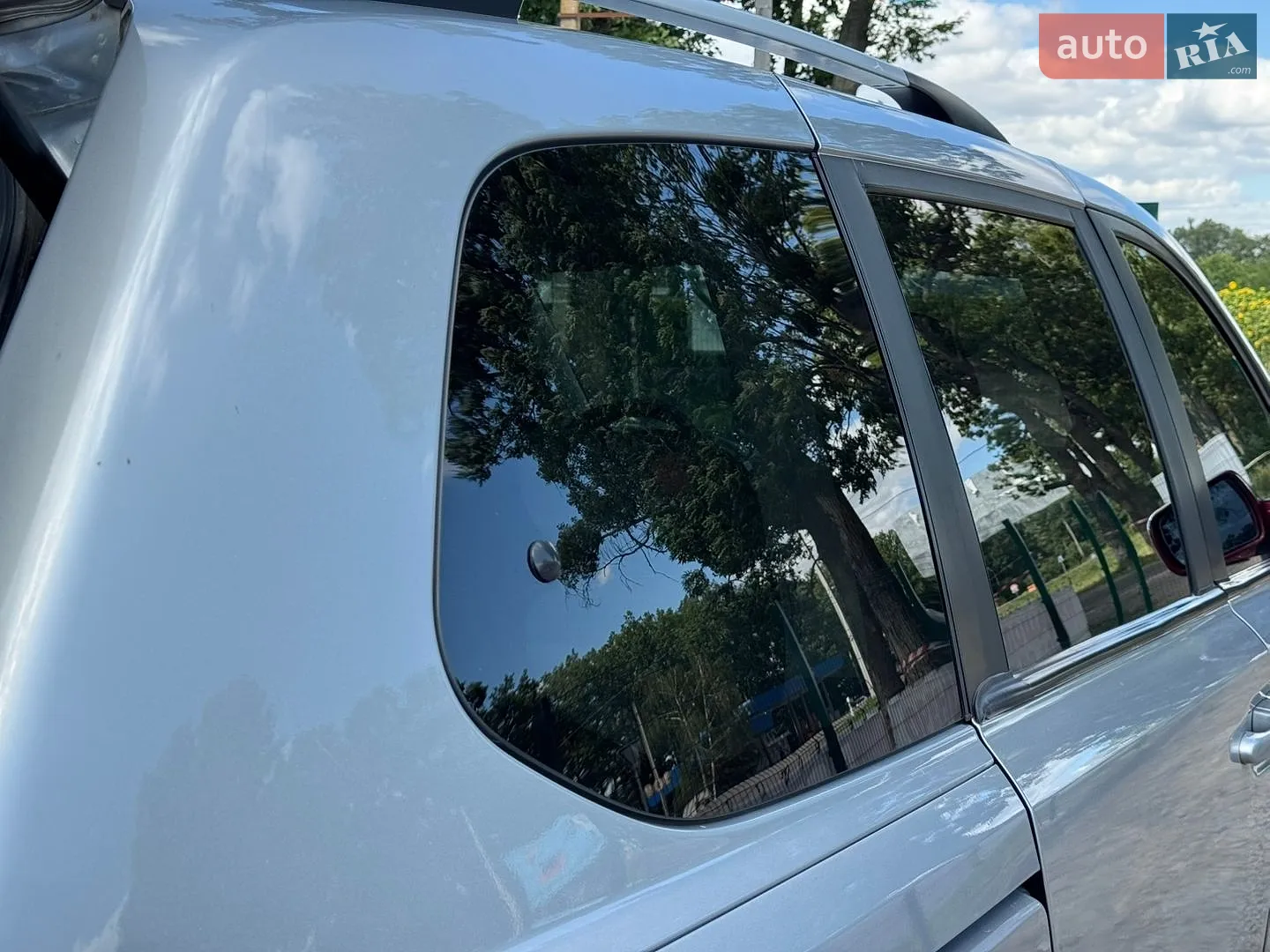 2011 Kia Carnival - мініатюра 40