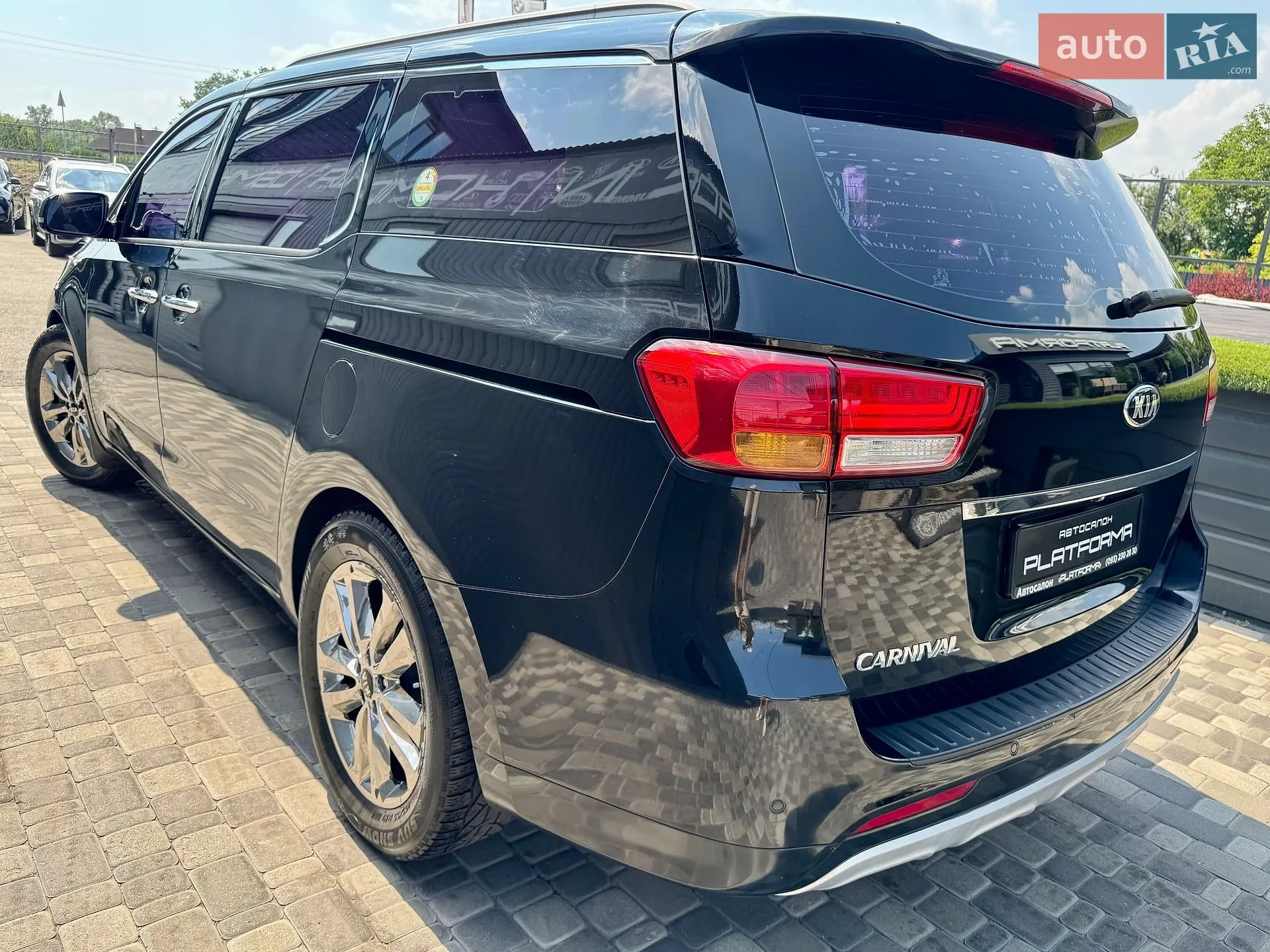 2014 Kia Carnival - мініатюра 77