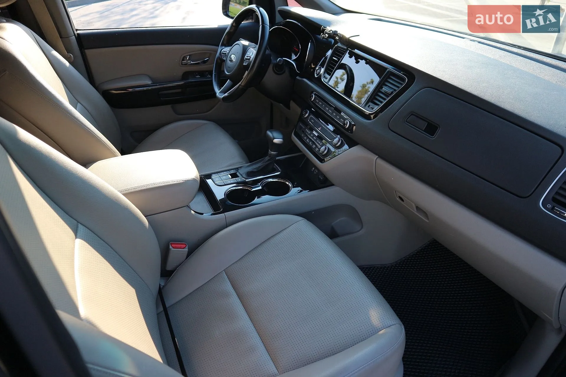 2019 Kia Carnival - мініатюра 26