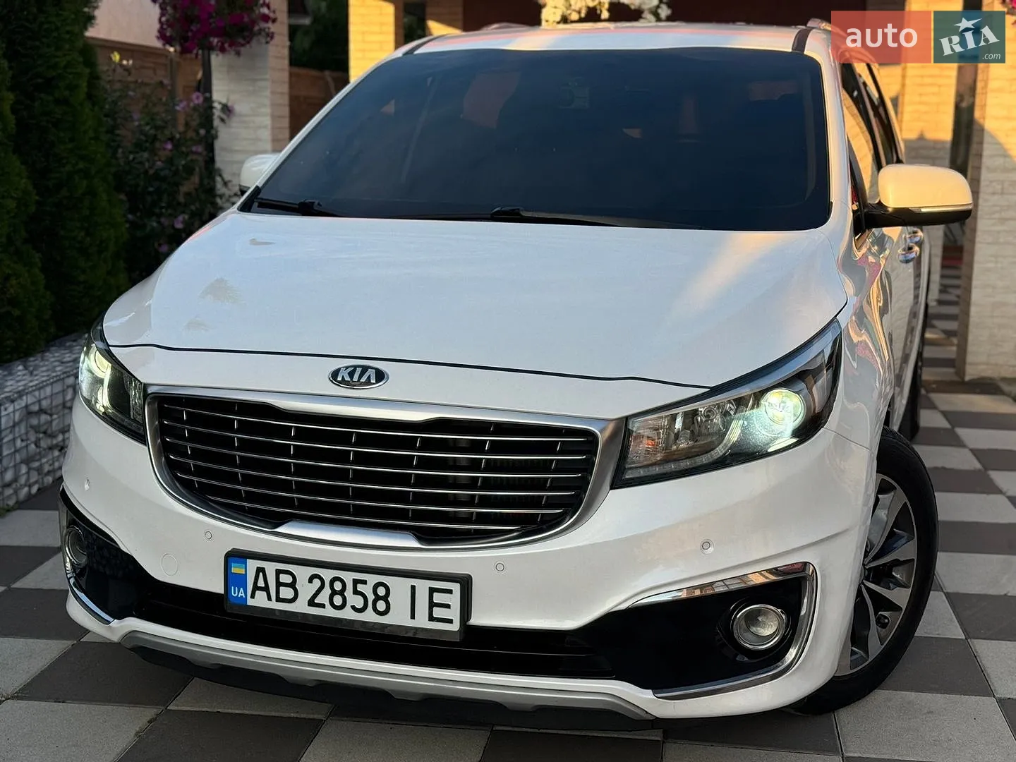 2017 Kia Carnival - мініатюра 5