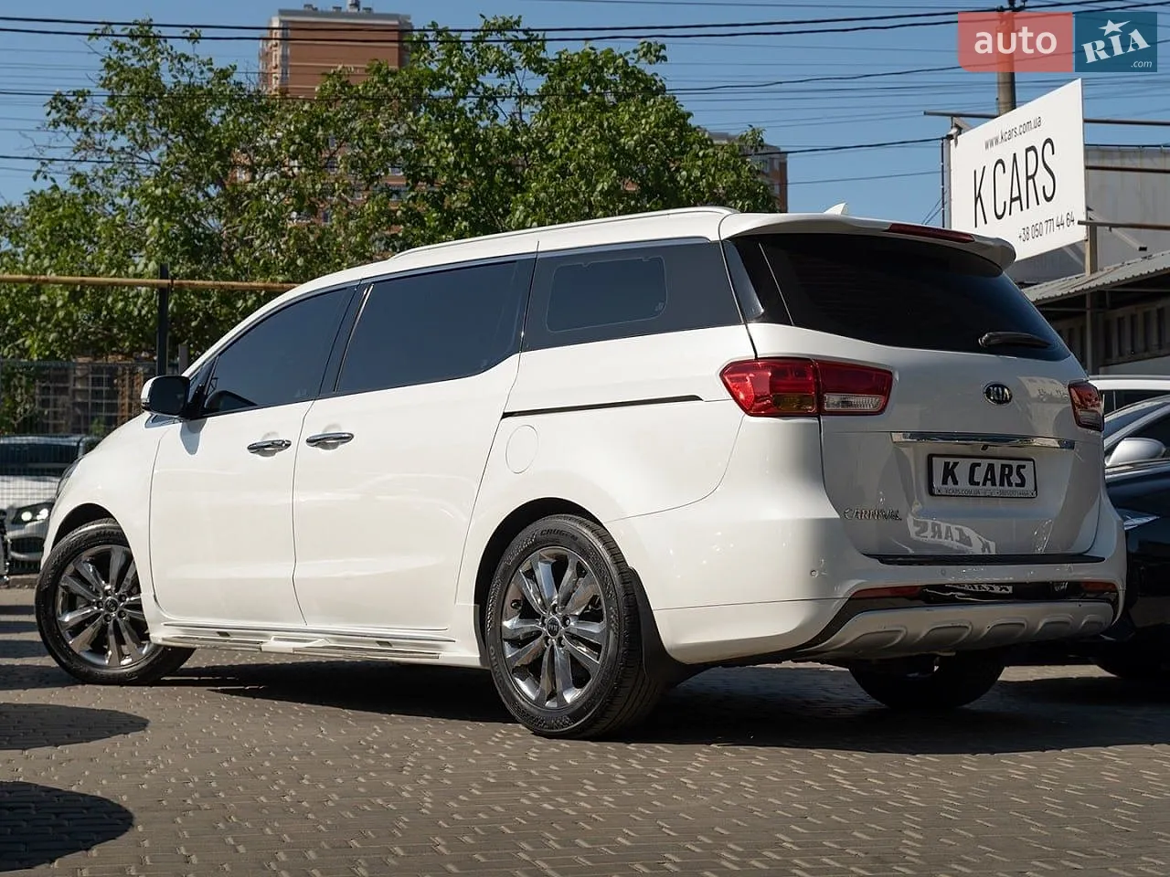 2014 Kia Carnival - мініатюра 2