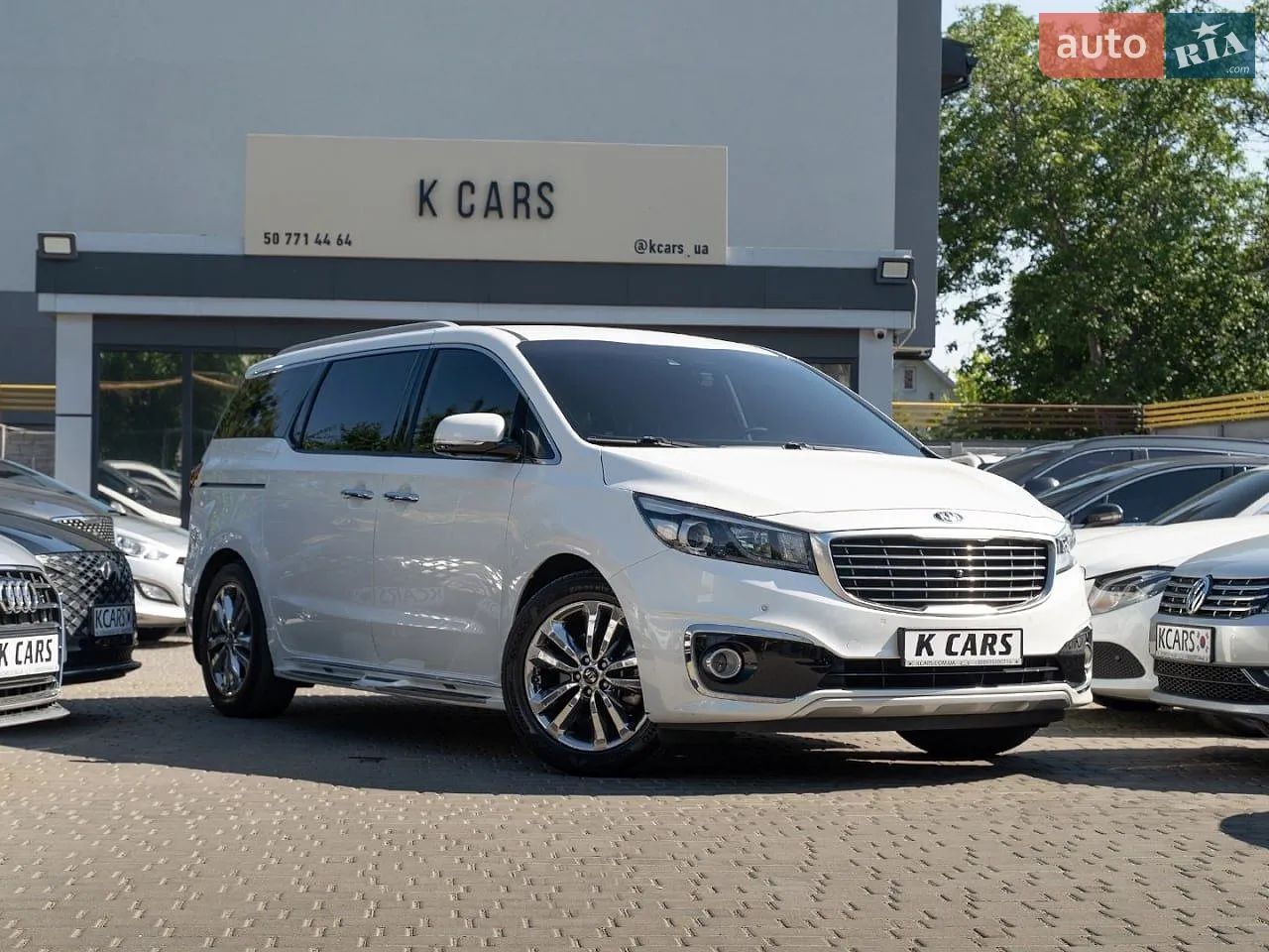 2014 Kia Carnival - фото 1