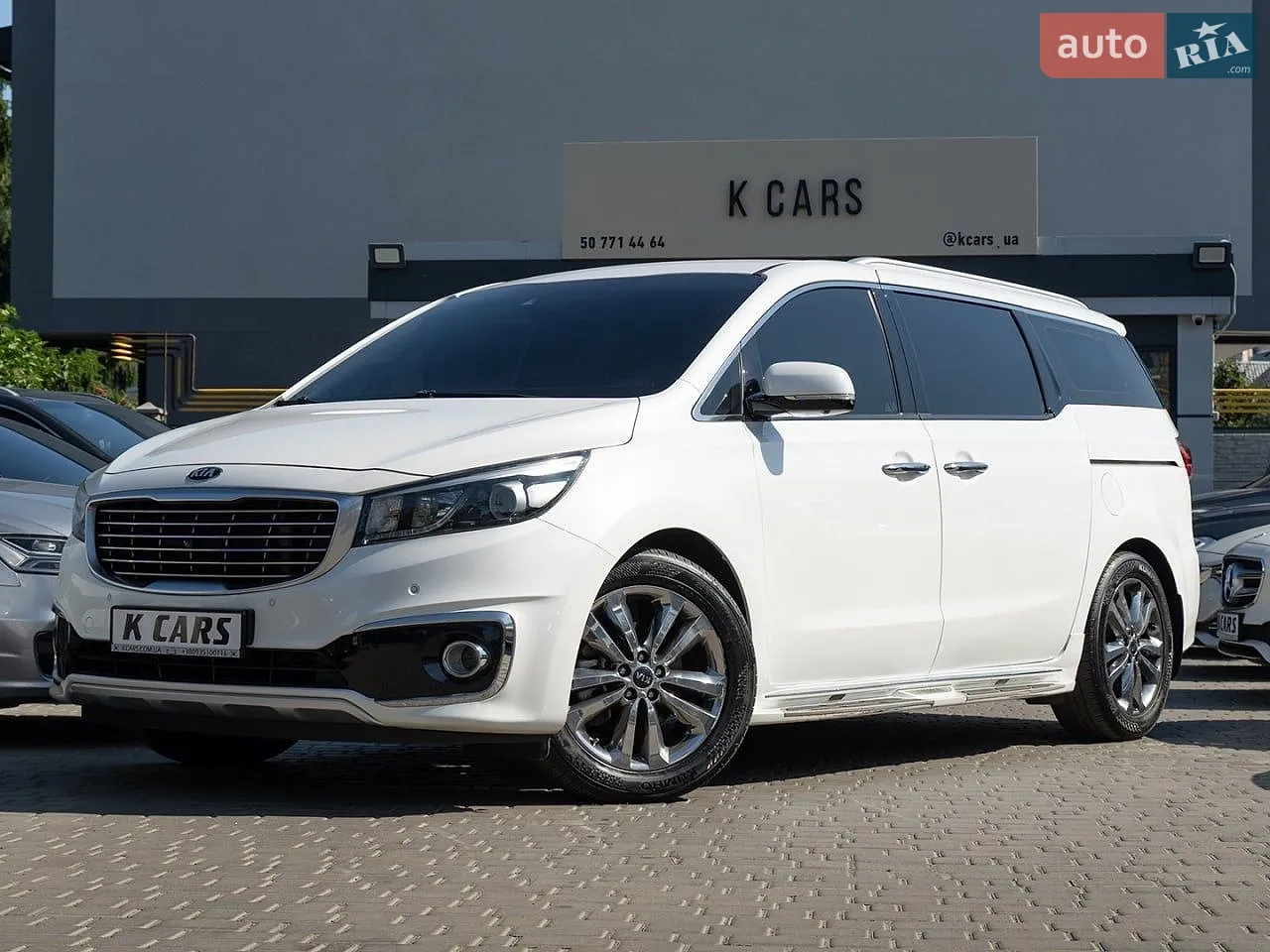 2014 Kia Carnival - мініатюра 5