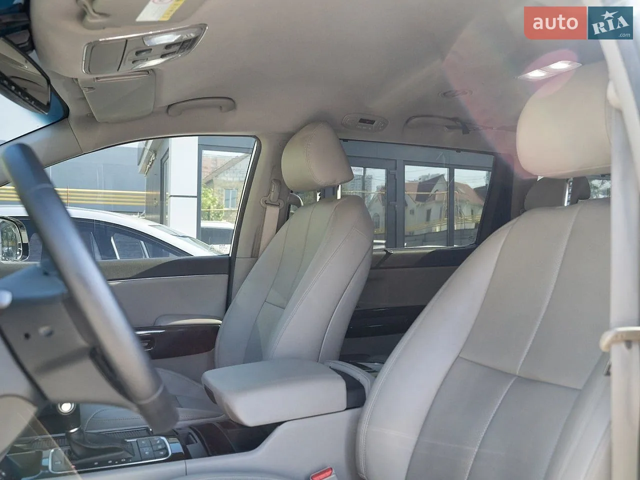 2014 Kia Carnival - мініатюра 21