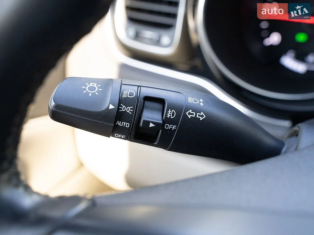 2014 Kia Carnival - мініатюра 24