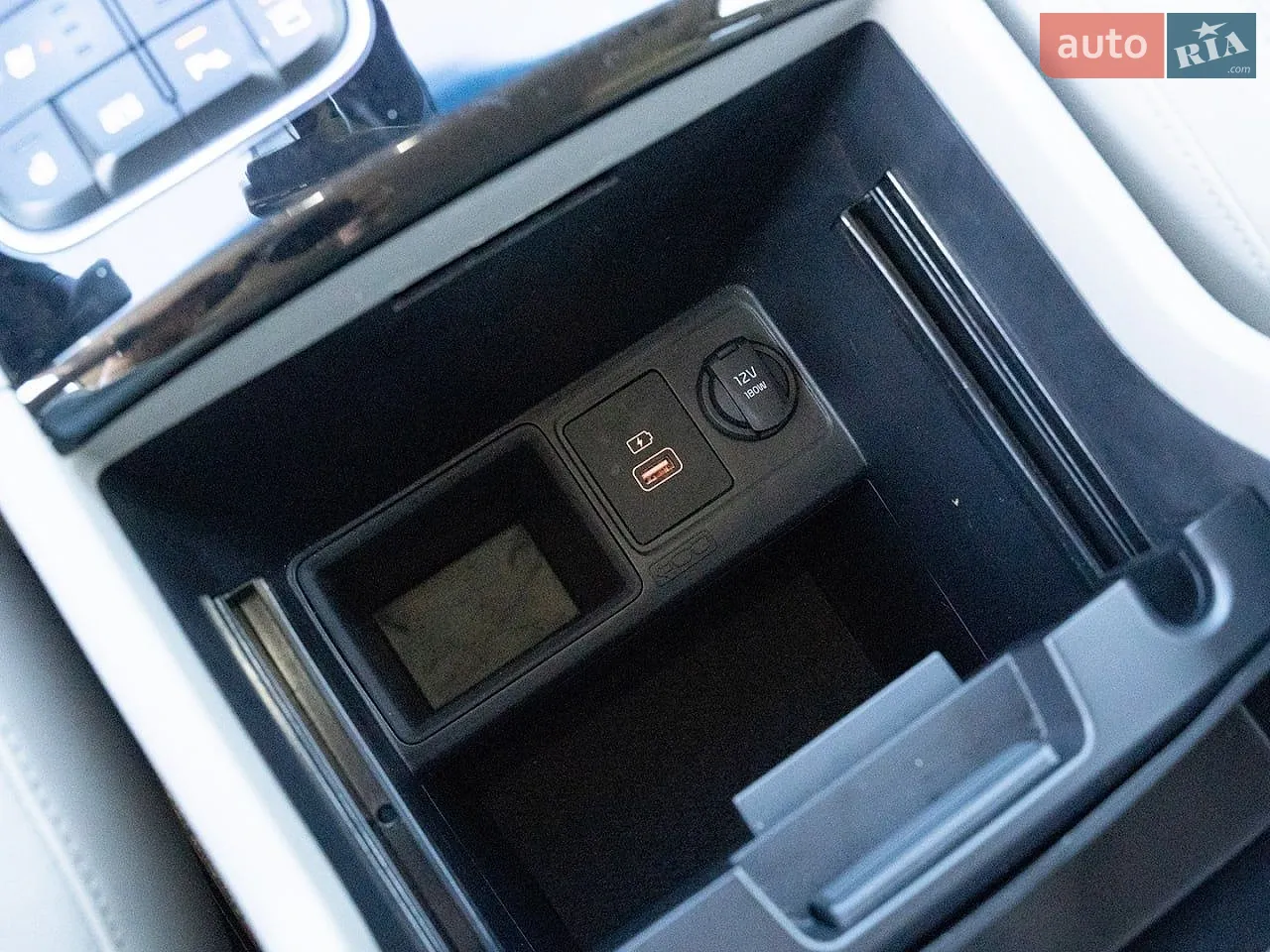 2014 Kia Carnival - мініатюра 37