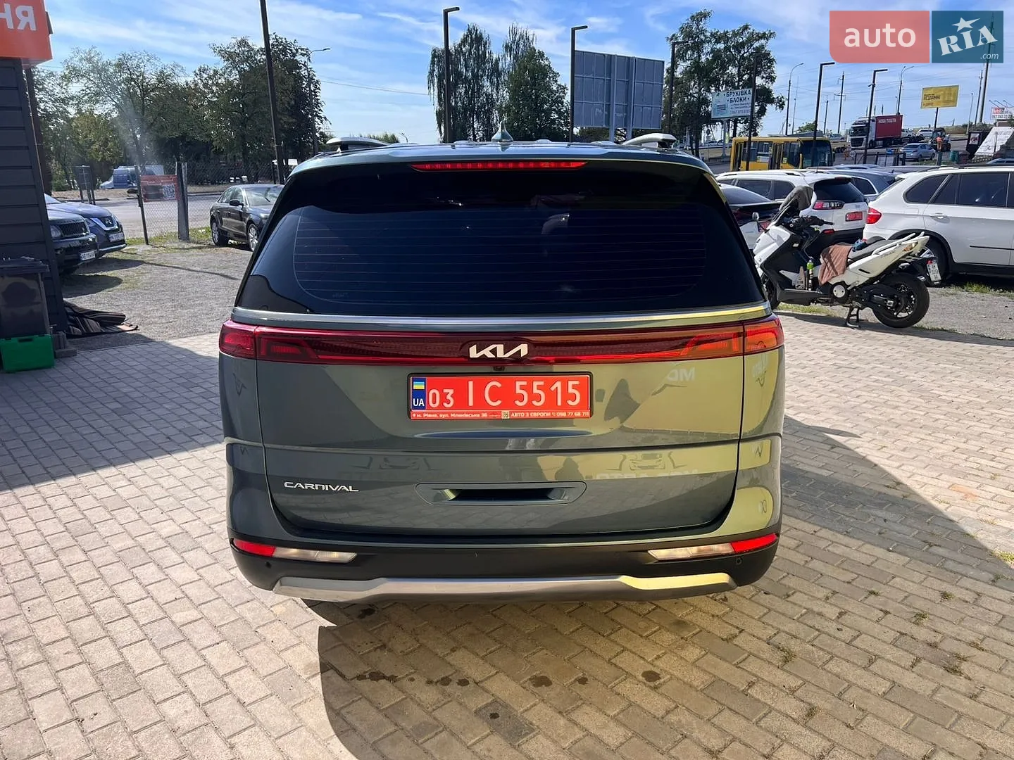 2021 Kia Carnival - мініатюра 4