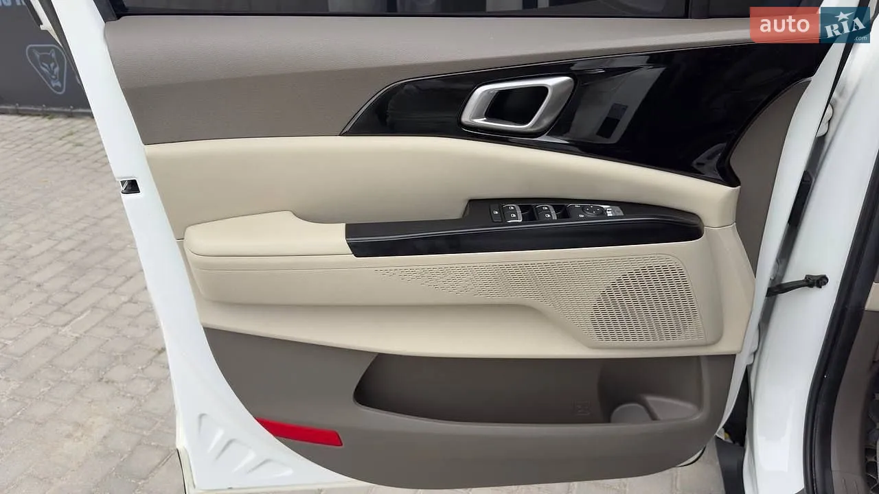 2021 Kia Carnival - мініатюра 16