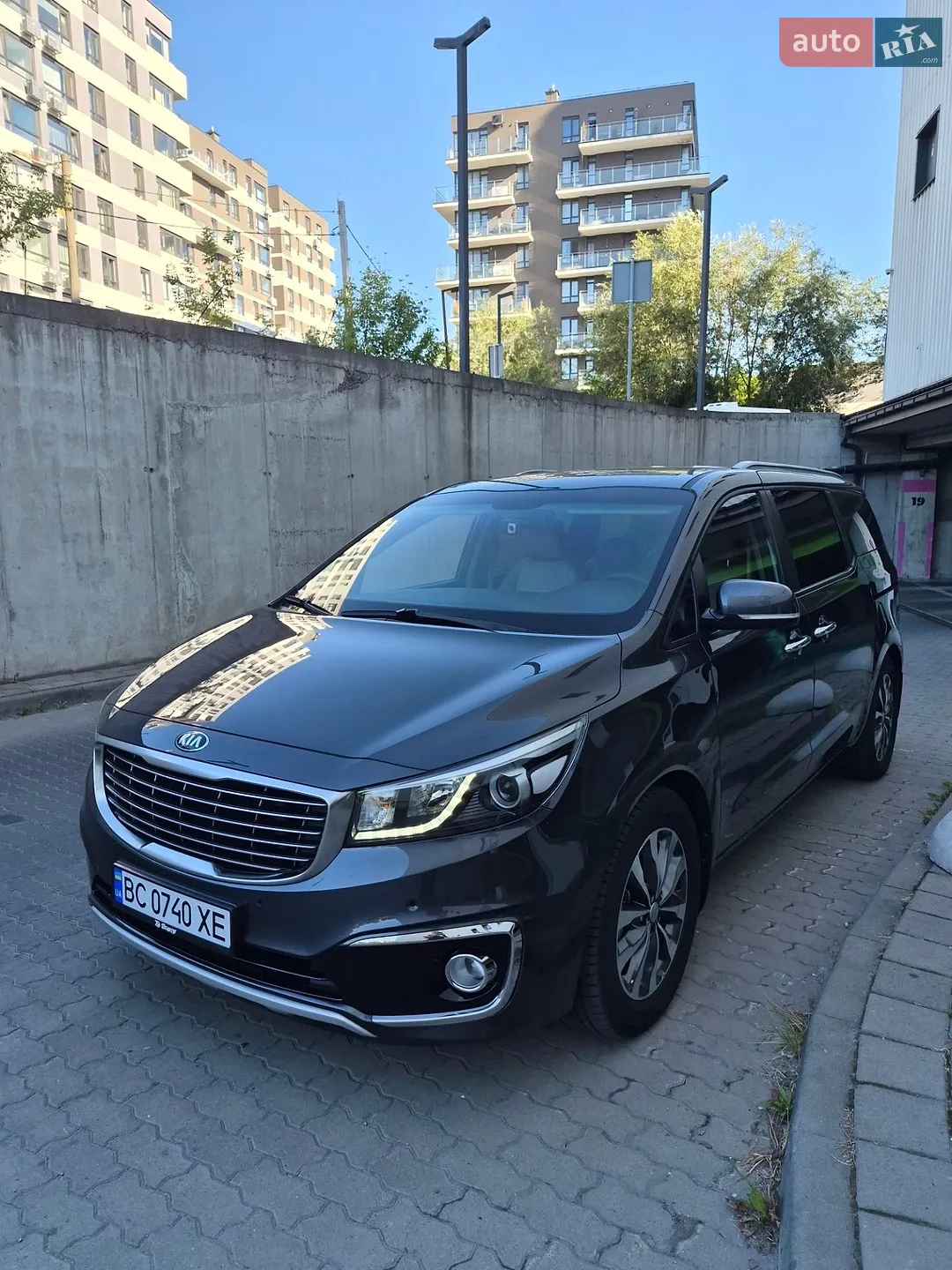 2017 Kia Carnival - мініатюра 3