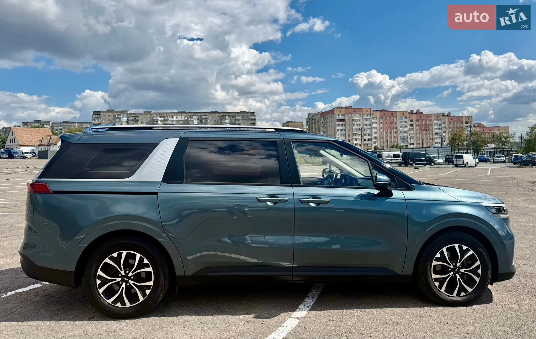 2022 Kia Carnival - мініатюра 4