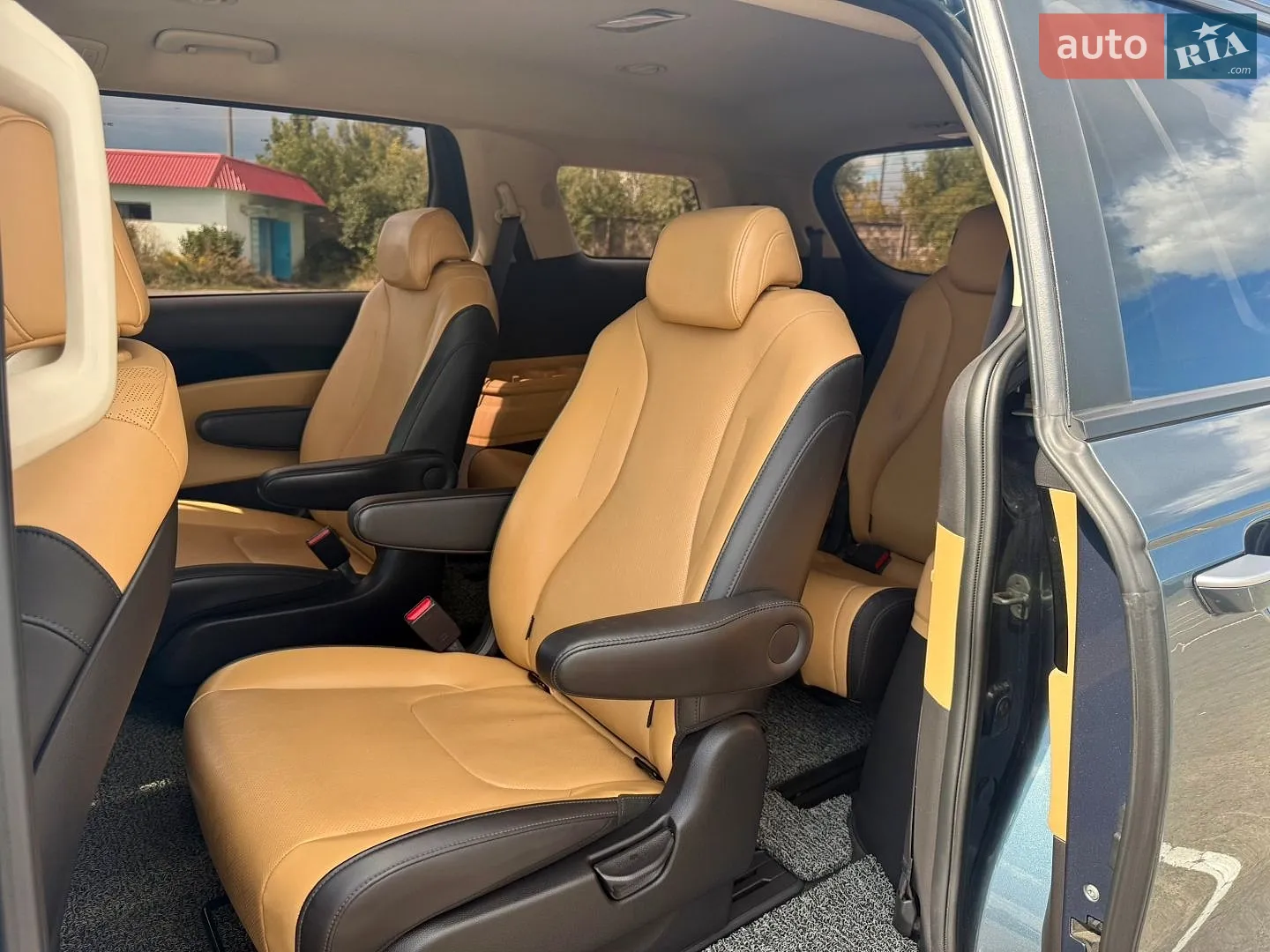 2022 Kia Carnival - мініатюра 35