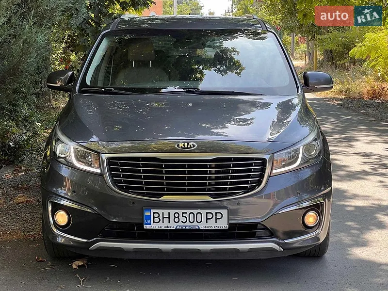 Kia Carnival 2015