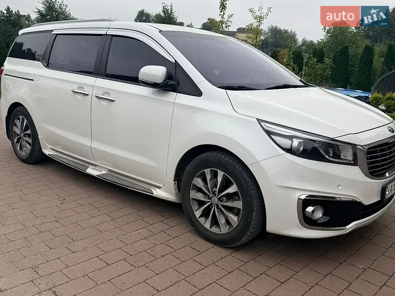 Kia Carnival 2016