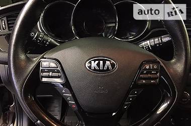 Хэтчбек Kia Ceed 2014 в Киеве