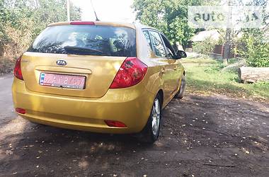 Седан Kia Ceed 2007 в Умани