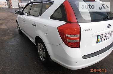 Универсал Kia Ceed 2008 в Днепре