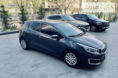 Хэтчбек Kia Ceed 2017 в Киеве