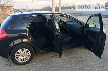 Хэтчбек Kia Ceed 2008 в Сарнах