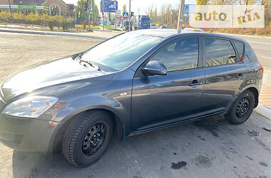 Хетчбек Kia Ceed 2008 в Києві