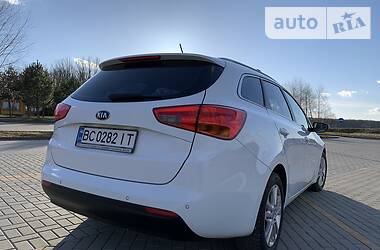 Універсал Kia Ceed 2013 в 