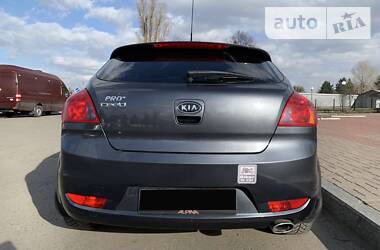 Хетчбек Kia Ceed 2008 в 