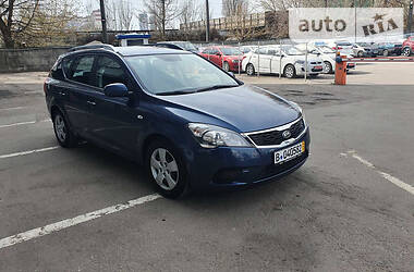 Универсал Kia Ceed 2010 в 