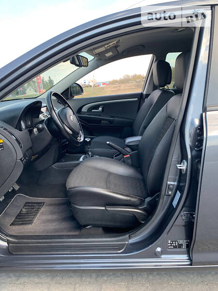 Універсал Kia Ceed 2009 в Стрию фото 30 Універсал Kia Ceed 2009 в Стрию