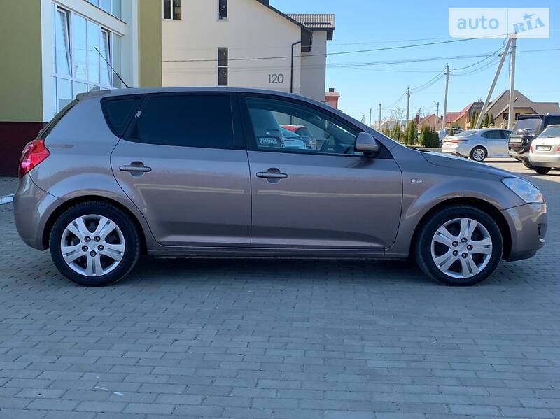 Хетчбек Kia Ceed 2007 в Луцьку