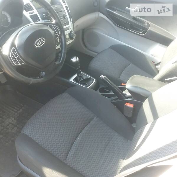 Універсал Kia Ceed 2008 в Луцьку