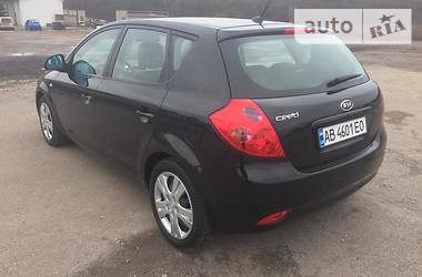 Хетчбек Kia Ceed 2007 в 