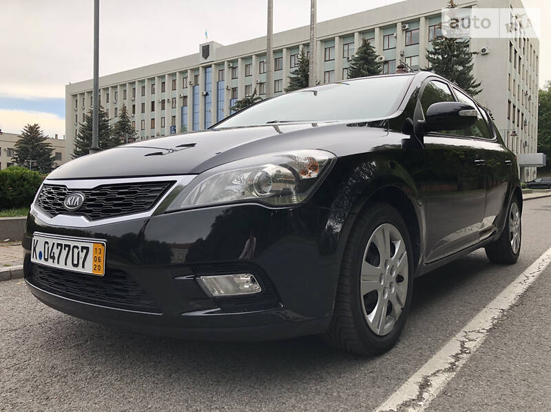 Хетчбек Kia Ceed 2009 в Рівному