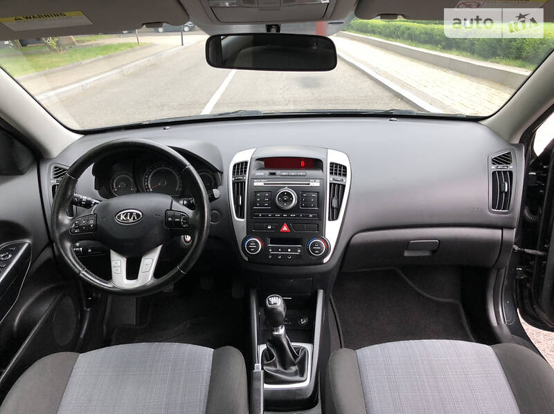 Хетчбек Kia Ceed 2009 в Рівному
