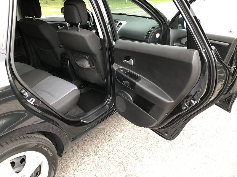Хетчбек Kia Ceed 2009 в Рівному