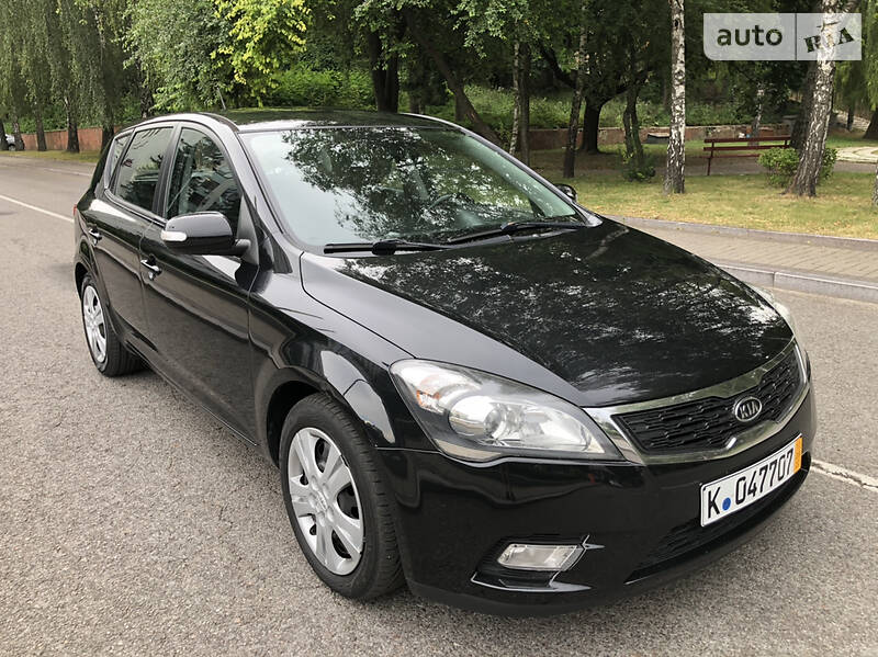 Хетчбек Kia Ceed 2009 в Рівному