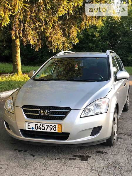 Универсал Kia Ceed 2008 в Ровно