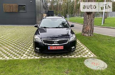 Универсал Kia Ceed 2010 в Буче