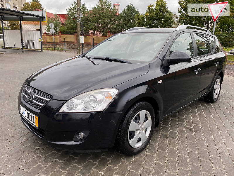 Универсал Kia Ceed 2009 в Луцке