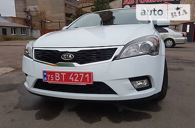 Хэтчбек Kia Ceed 2012 в Нежине