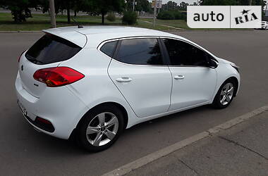 Хетчбек Kia Ceed 2014 в Дніпрі