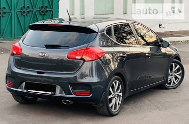 Хэтчбек Kia Ceed 2017 в Каменском