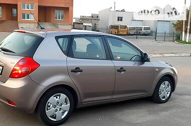 Хэтчбек Kia Ceed 2007 в Белой Церкви