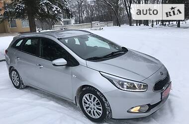 Универсал Kia Ceed 2015 в Ровно